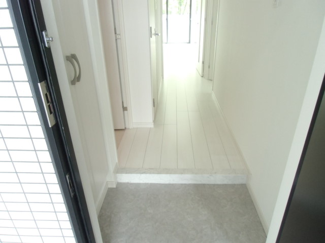 バンデューセン上北沢 玄関