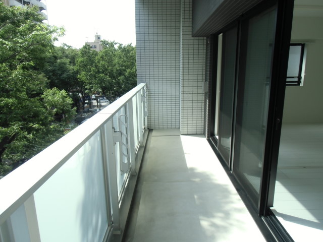 バンデューセン上北沢 ベランダ