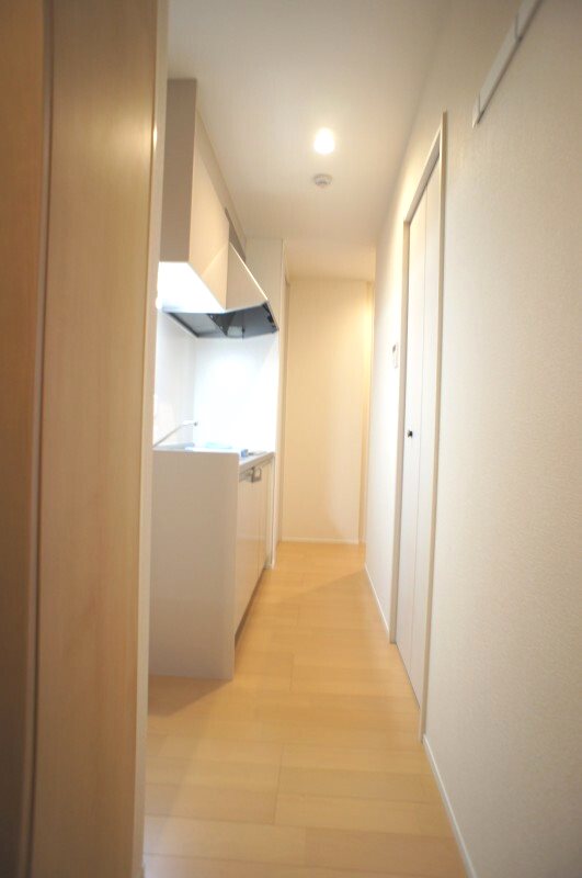 ジュネス明大前 玄関