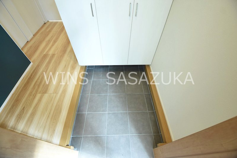 杉並区和泉1丁目貸家  玄関