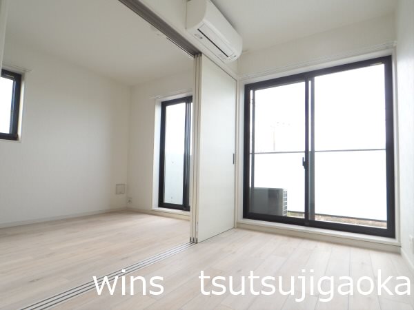 グローリオシェルト仙川Ⅱ ベッドルーム