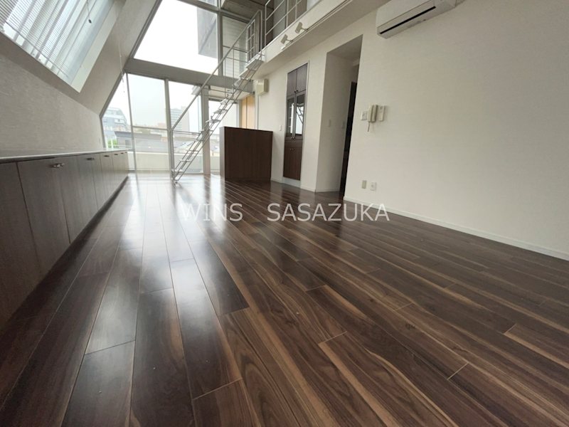 Repia-M リビング