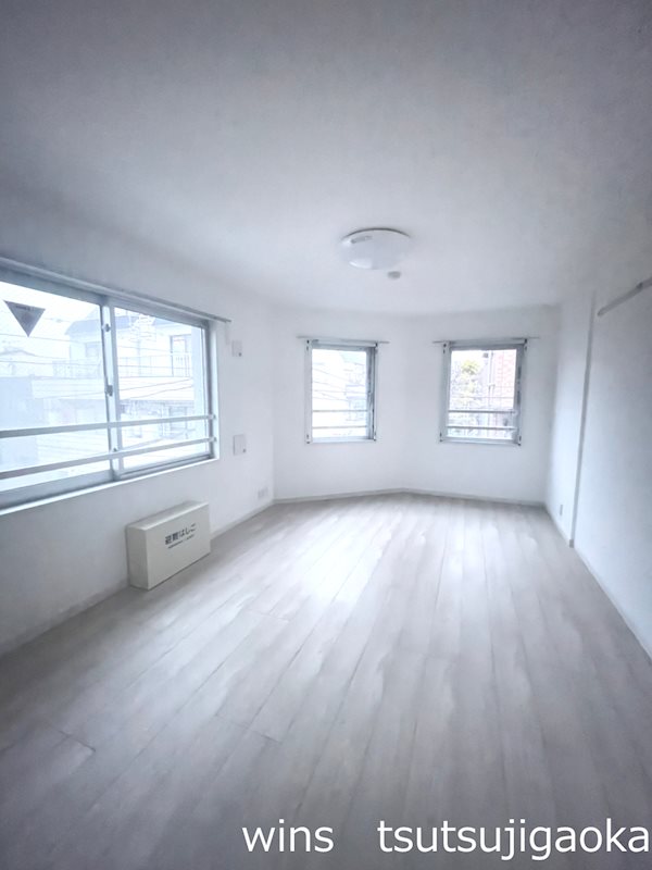 PRIME WIZ KHALIFA（プライムウィズカリファ） リビング