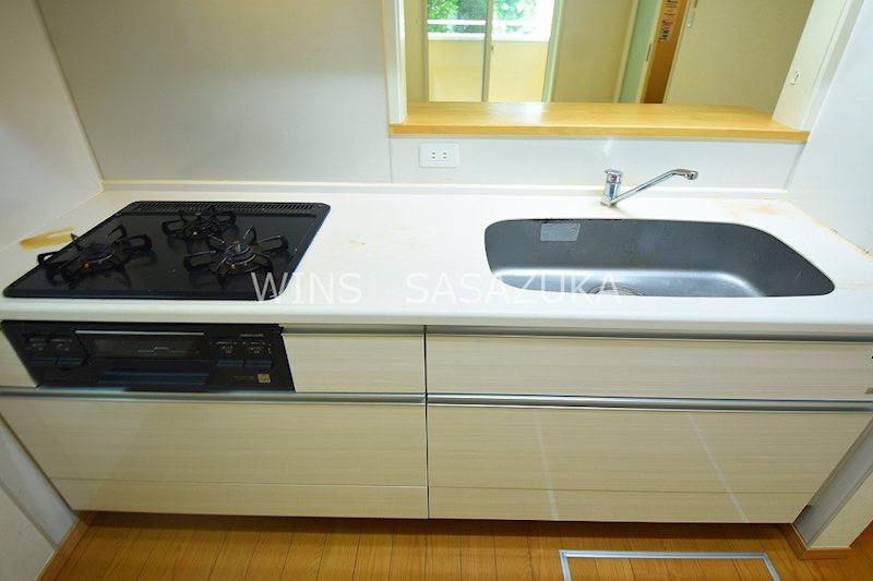 un charme nishihara キッチン