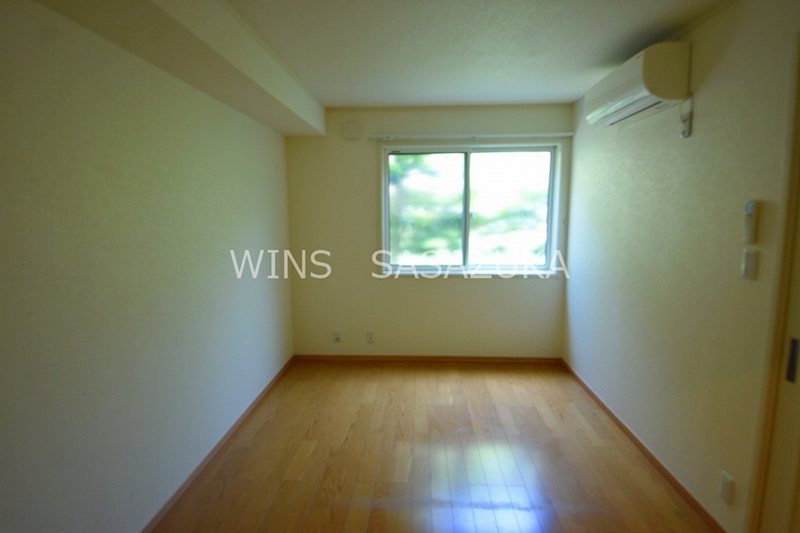 un charme nishihara ベッドルーム