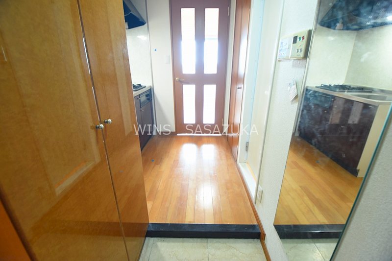 グランド・ガーラ幡ヶ谷EAST 玄関