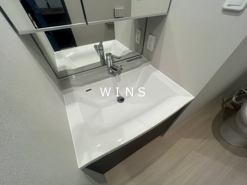 LUMIEC un UEHARA（ルミークアン上原） その他1