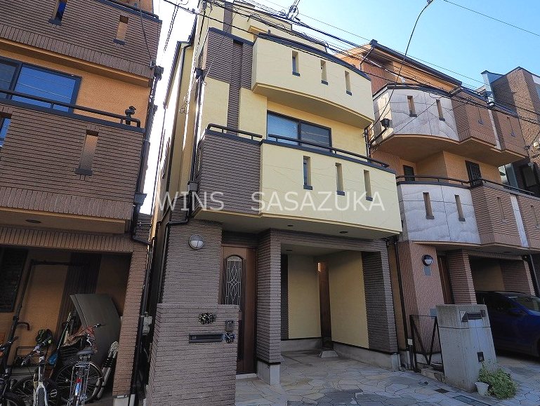 初台1丁目戸建 外観