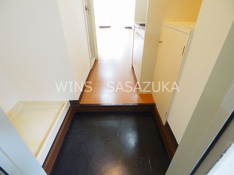 レークファー笹塚 玄関