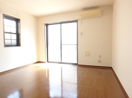 アムール里 リビング