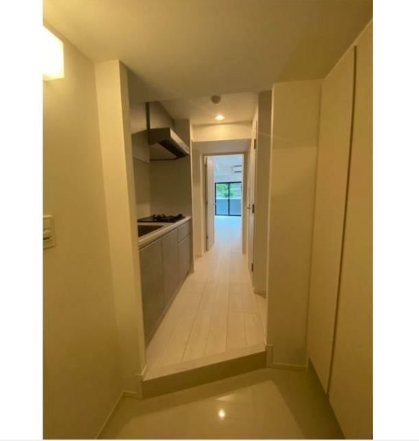 リテラス渋谷笹塚 玄関