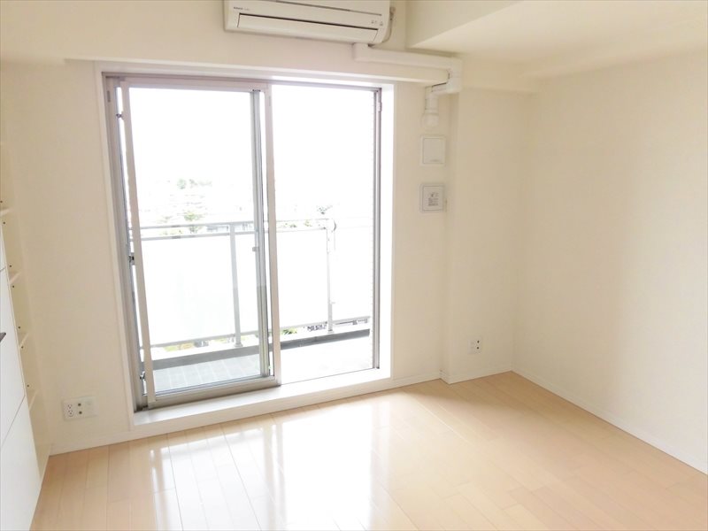 グローリオ明大前  リビング