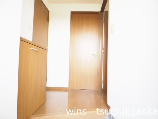 シンエイビル 玄関