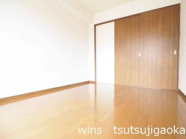 シンエイビル ベッドルーム