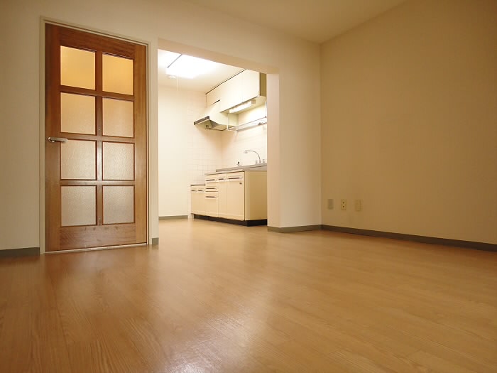 メープルリーフガーデン リビング