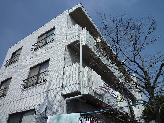 ロイヤルハイツ 外観