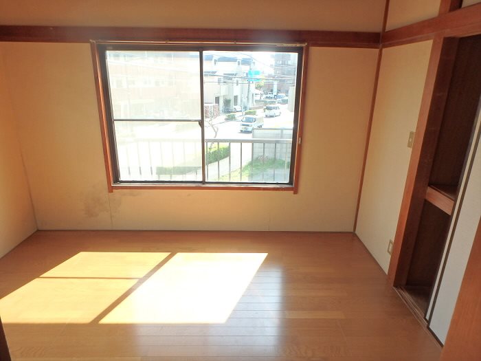 ロイヤルハイツ ベッドルーム