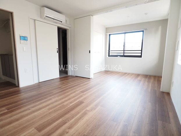 CREALpremier笹塚 リビング