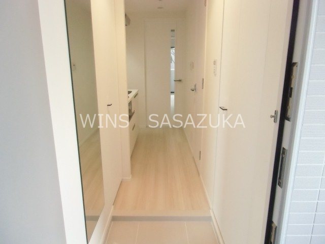 スカイコートパレス明大前  玄関