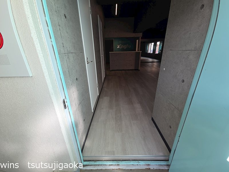 川嶋屋ビル（事務所・テナント） 玄関