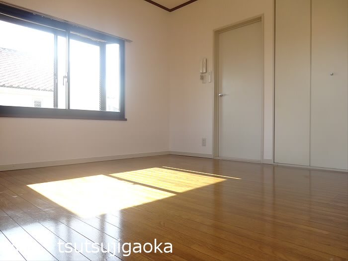 パインヒルズ仙川（定借再契約型） リビング