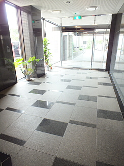 ラ・メゾン・リスブラン 502号室 外観