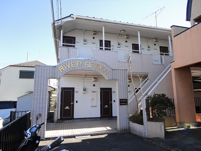 リバーグリーン 203号室 外観