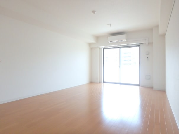 S-Pion SENGAWA（エスピオン仙川） リビング