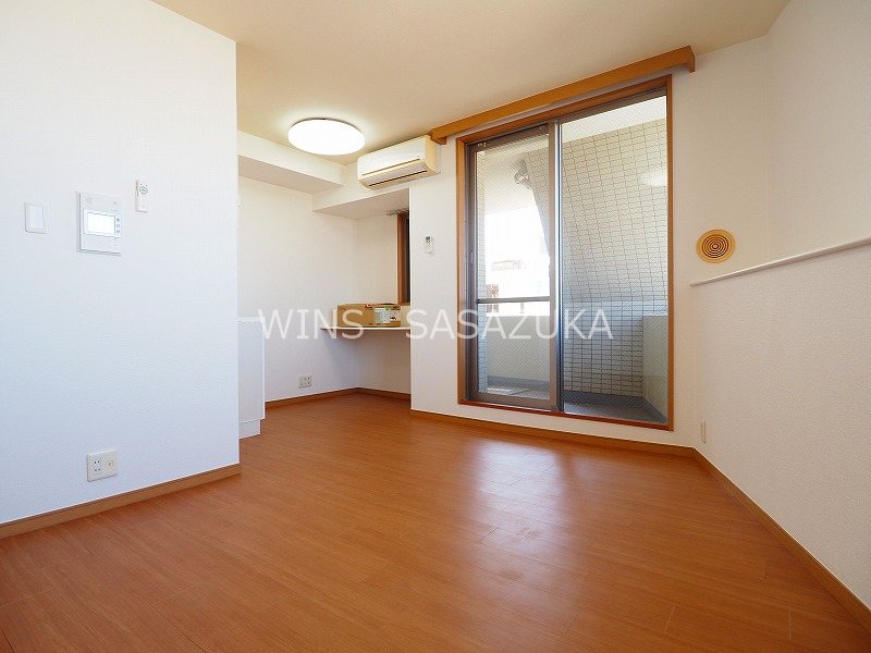 日神デュオステージ笹塚西館 リビング