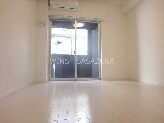 ラクラス幡ヶ谷 リビング