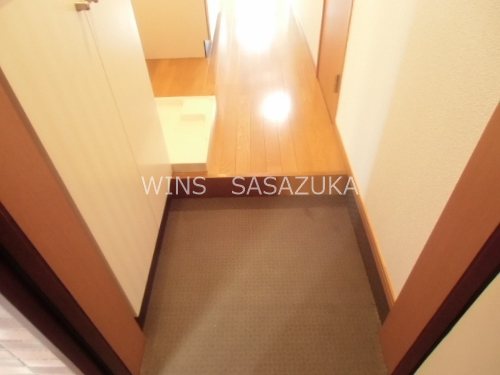 レフィナード松原  玄関