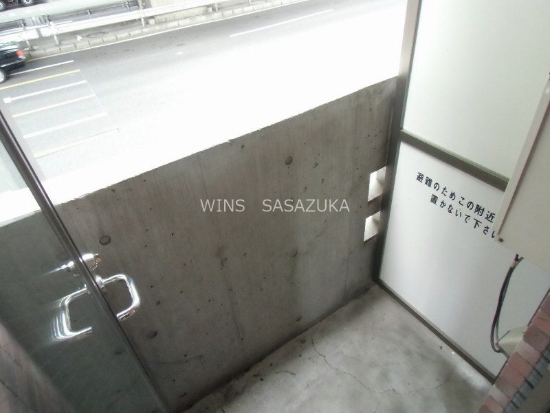 レフィナード松原  ベランダ