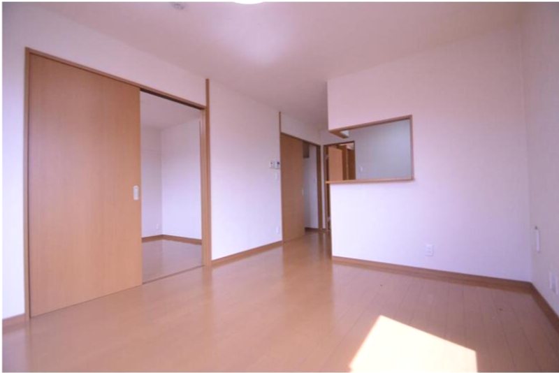 フォンターナ リビング