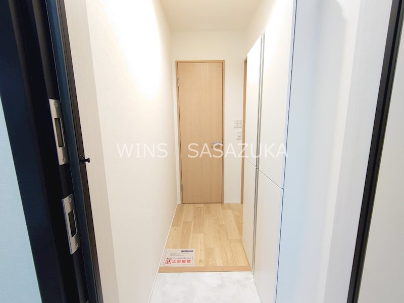 ラ・カーサ・ビアンカ  玄関