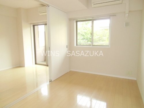 イーリスコート桜上水  ベッドルーム