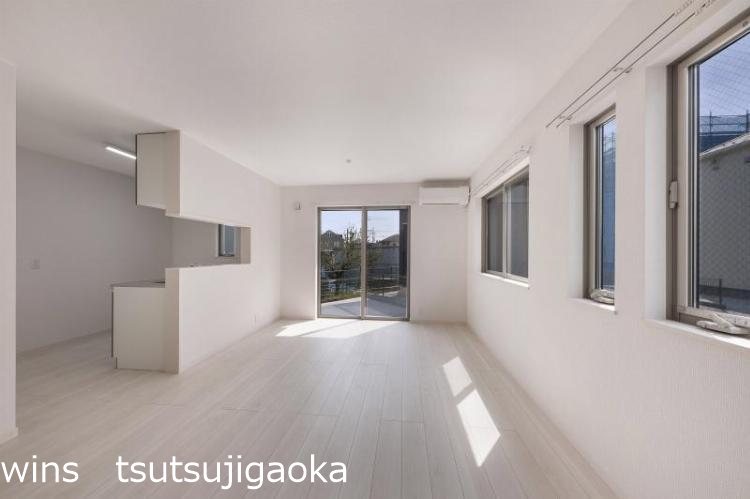 西つつじヶ丘1丁目戸建（再契約型） リビング