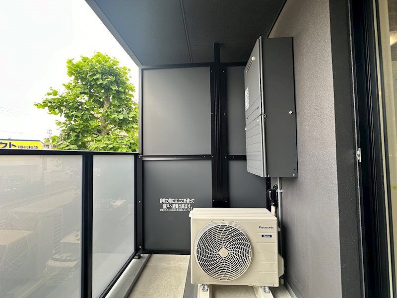 ZOOM方南町 ベランダ