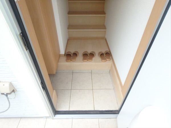 エカテリーゼ  玄関