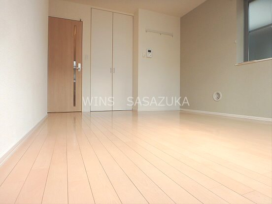 メゾンカエデ ベッドルーム