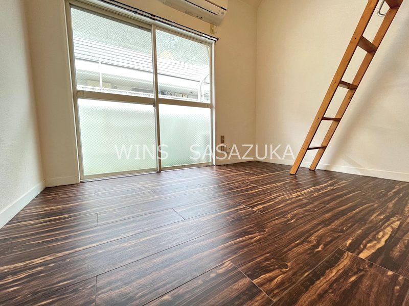 ユリパレス南台 ベッドルーム