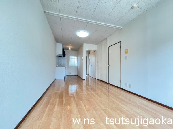 エクレールA（再契約型） リビング