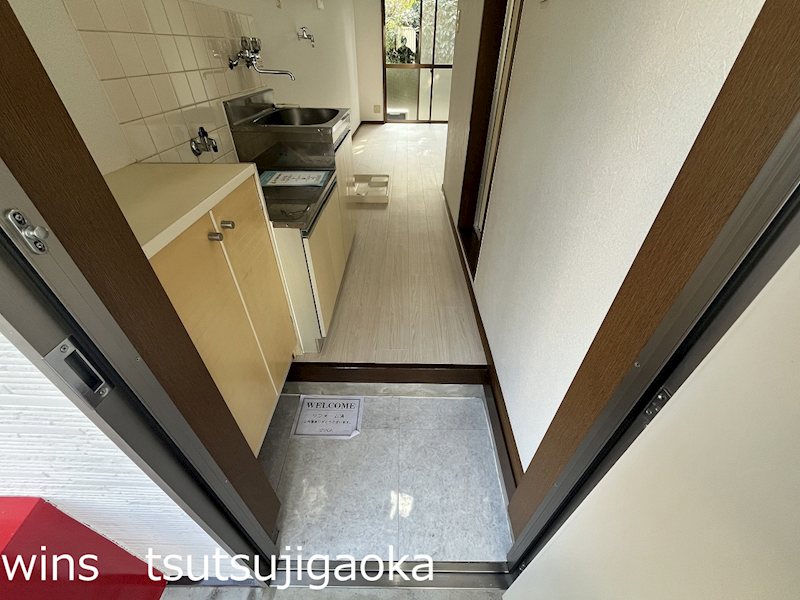 メゾンさくら 玄関