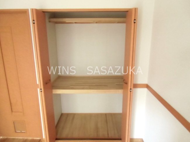 ハット・ミリュウ  その他1