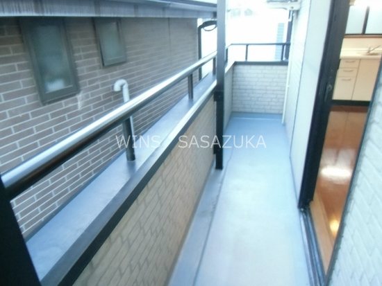 八幡山3丁目戸建て ベランダ