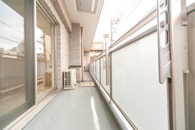 Court Hatsudai ベランダ