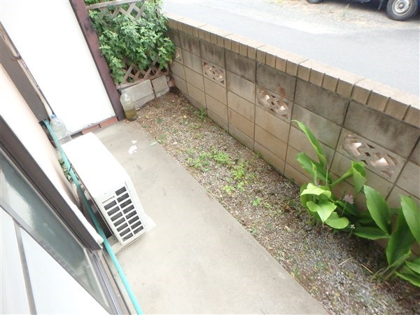 ハウス一美 ベランダ