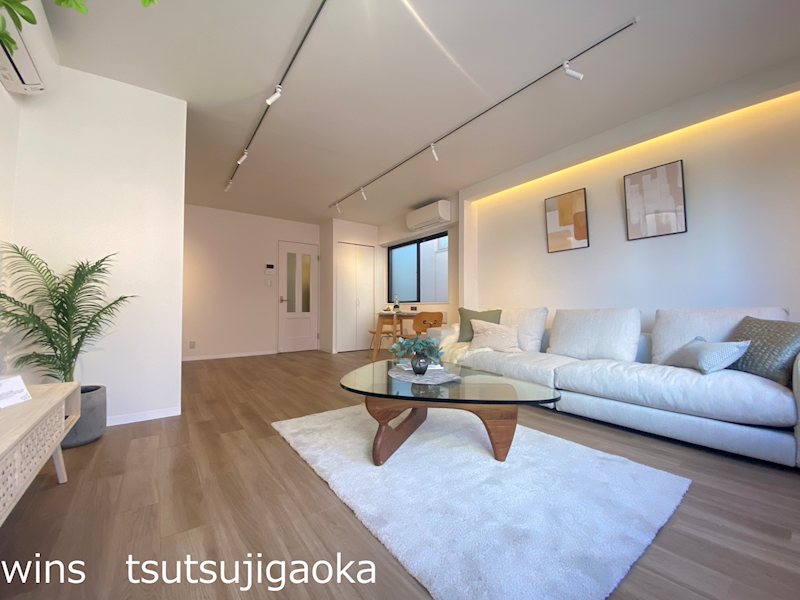 Hikari BLD（旧光ビル） リビング