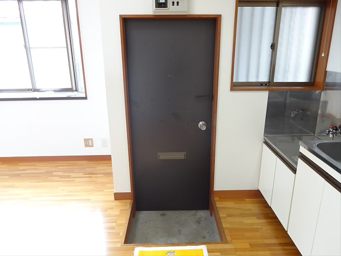 メゾンアザレ 玄関