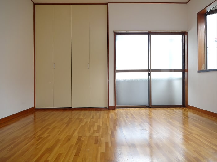 メゾンアザレ ベッドルーム