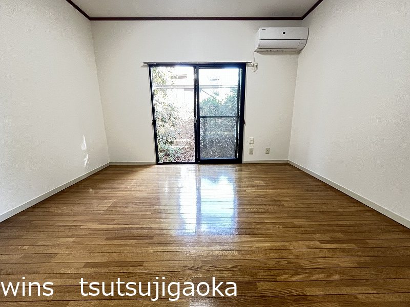 パインヒルズ仙川（再契約型） ベッドルーム